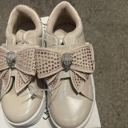 Kurt Geiger little girl shoe