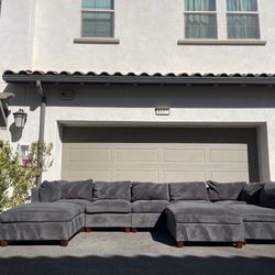 Huge 7 Pieces Modular Sectional Couch Sofa In Excellent Condition - FREE DELIVERY 🚛