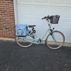 Gazelle Orange C7 E-Bike (Dutch)