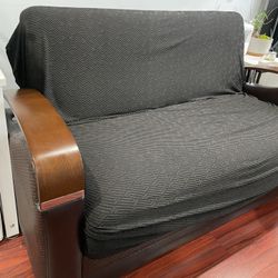 Kylian Loveseat