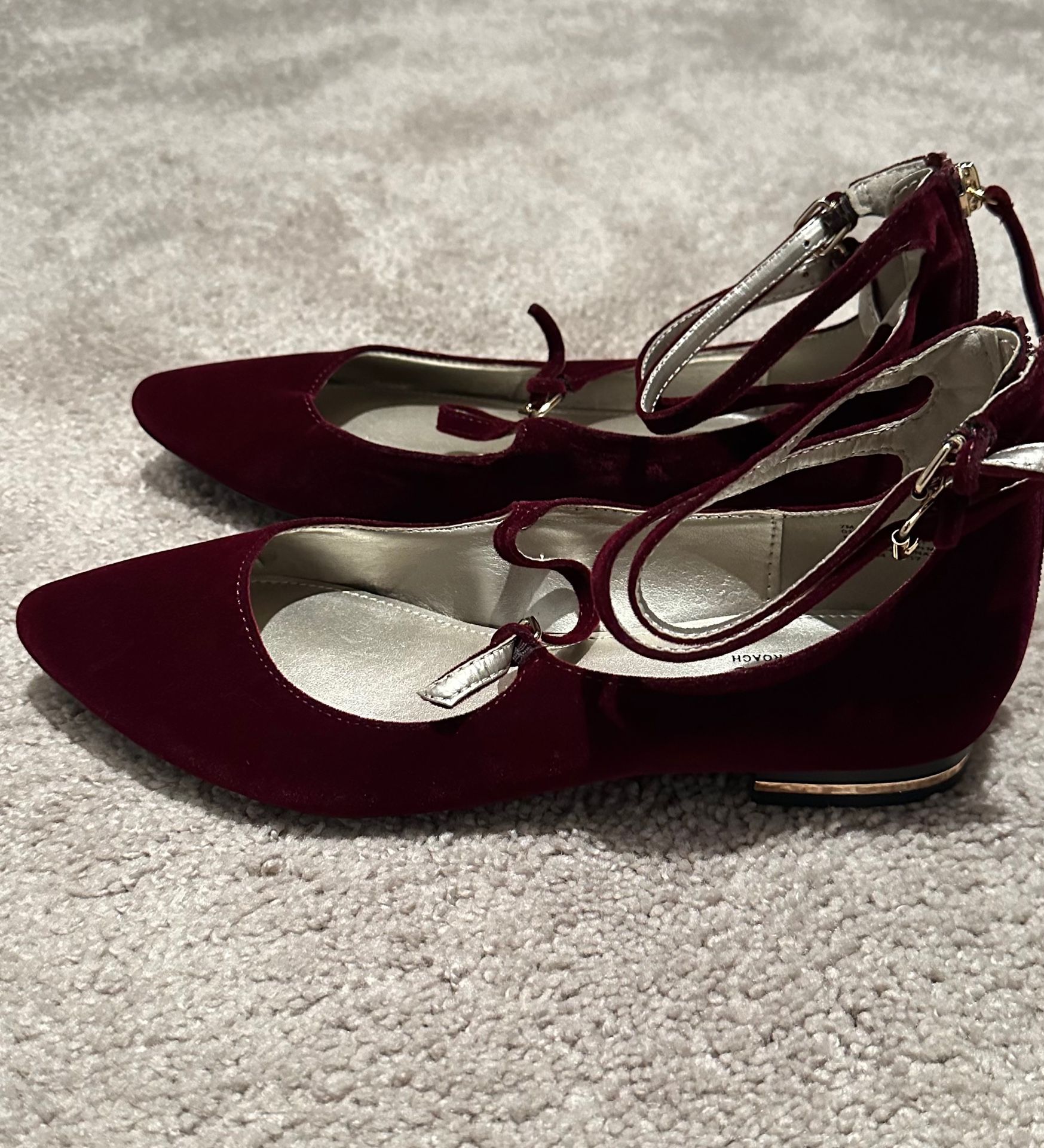 a.n.a Elegant & Classy Point Toe Shoe Size 7 