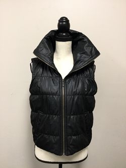Calvin Klein Women’s Puffer Vest
