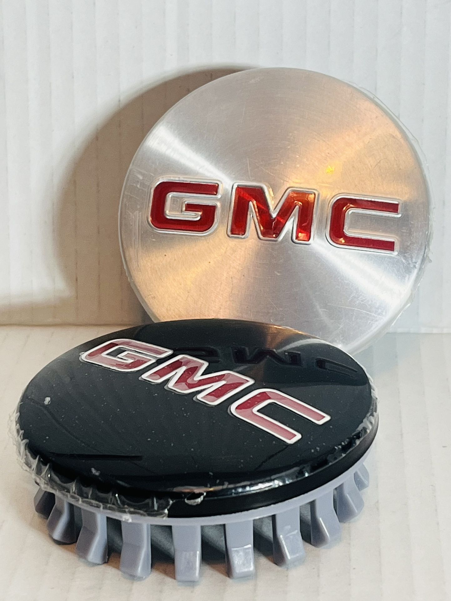 GMC Wheel Center Caps New Set Yukon Sierra