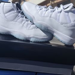 Jordan 11 Retro Legend Blue Size 10.5