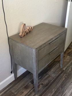 Nightstand/Side Table