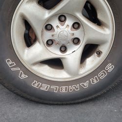 Toyota Tacoma 16" Wheels 
