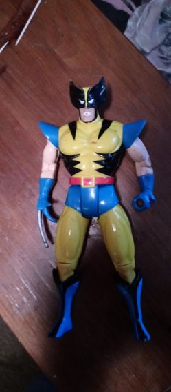 Vintage 1993 Wolverine action figure