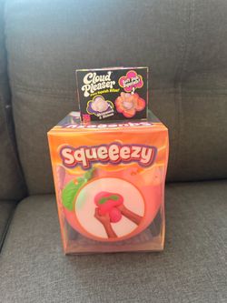 Squeeze and needoh