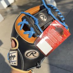 Rawlings Baseball Glove