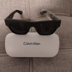 Sunglasses  Calvin Klein 