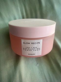 Glow recipe exfoliating toner pads