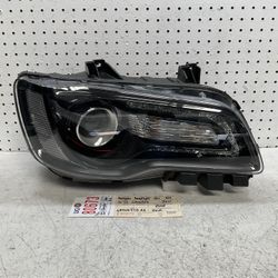 2015 2020 CHRYSLER 300 RIGHT SIDE BLACK HEADLIGHT LAMP OEM 