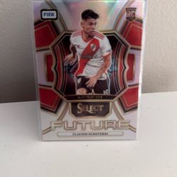 PANINI Select FIFA 2023-24  Claudio Echeverri Silver Prizm