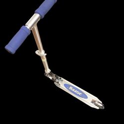 Razer Kids Bike Excellent Condition 