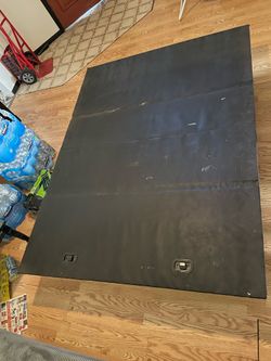 Queen sized *adjustable* bed frame