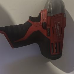 Milwaukee Impact Drill M12 