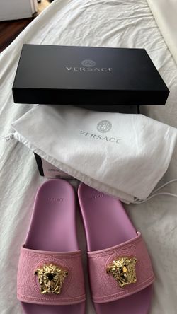 WITH BOX & DUST BAG SIZE 38