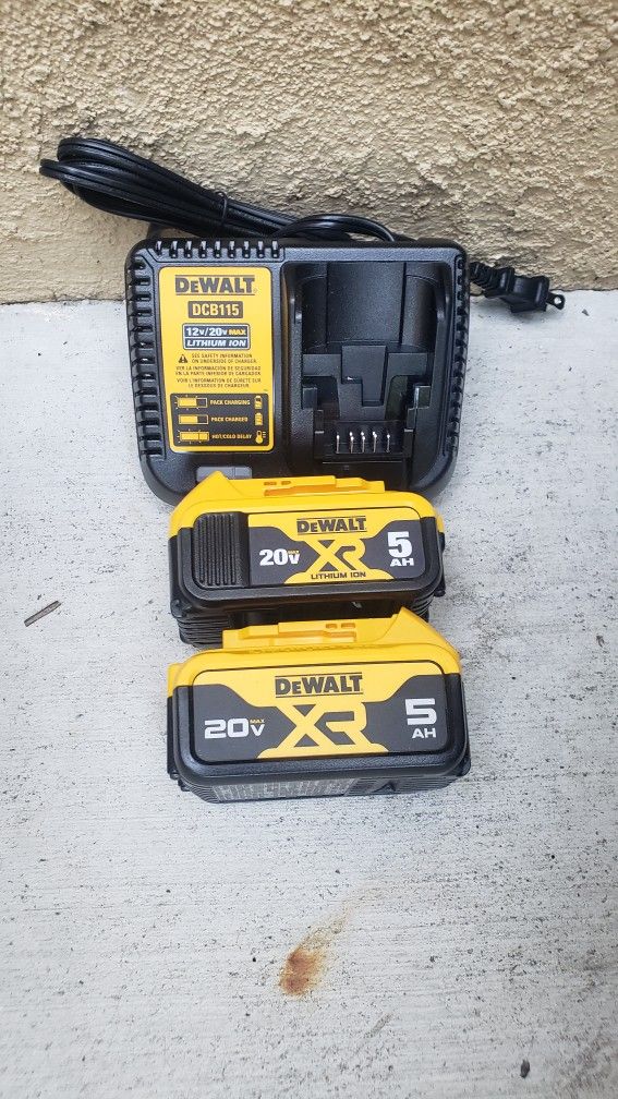 Dewalt 20v Batteries Ah And Charger Brand New