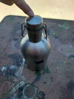 Stainless steel 64oz Growler