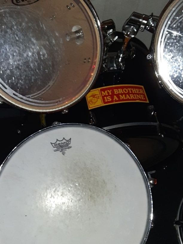 Drum set 5 Pice PdP Drum Set With Even Drum Heads And Remo Bace Head