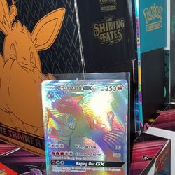 Charizard GX Secret Sun And Moon Chaser