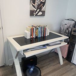 Small desk For Sale 