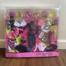 Barbie Fashion Fever Clothes