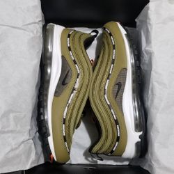 Undefeated Airmax 97 Size 11