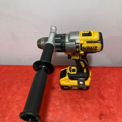 Dewalt 20volt brushless 1/2in hammer drill 3-speed with 1 XR6ah battery (Charger not included)