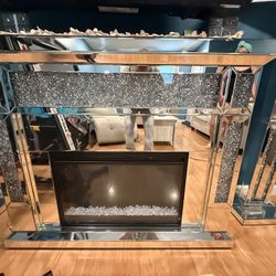 Glam Mirrored Electric Fireplace – Crushed Crystal & LED Insert