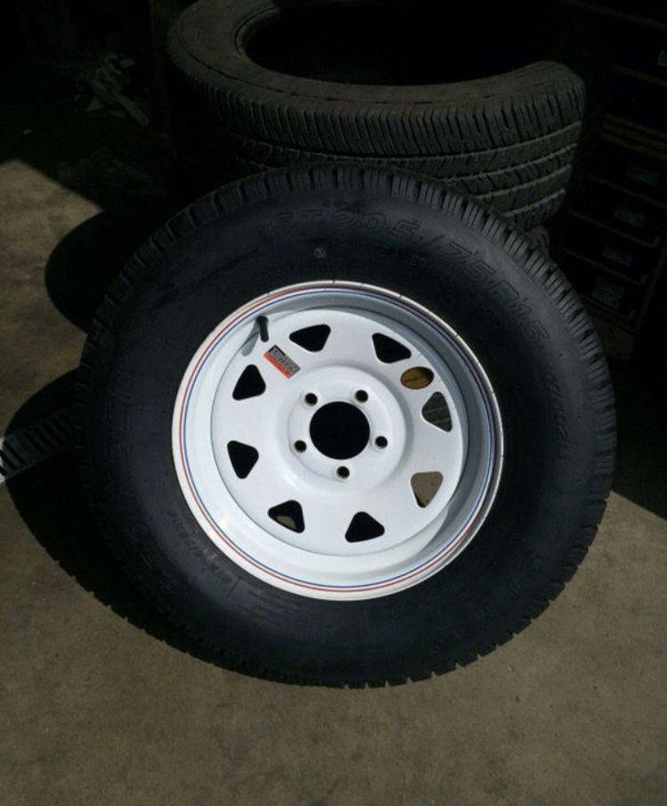 Trailer tire and wheel st205/75R15 new different sizes available