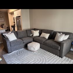 Sectional Couch 