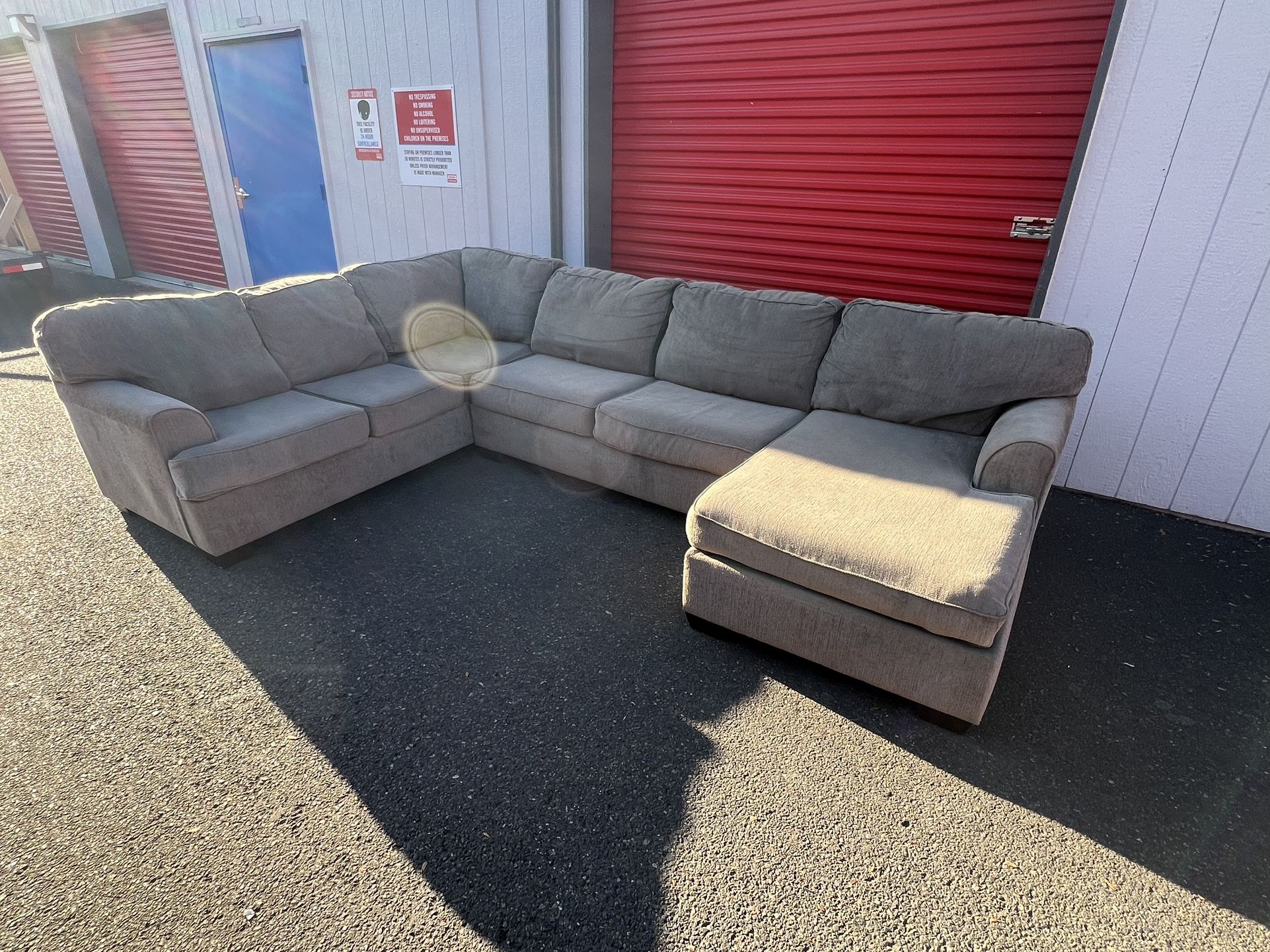 *Free Delivery* Beige 3 Piece XL Sectional Sofa