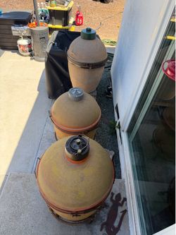 Japanese Komodo’s from Japan collection up for grabs cheap! Just like the big green egg