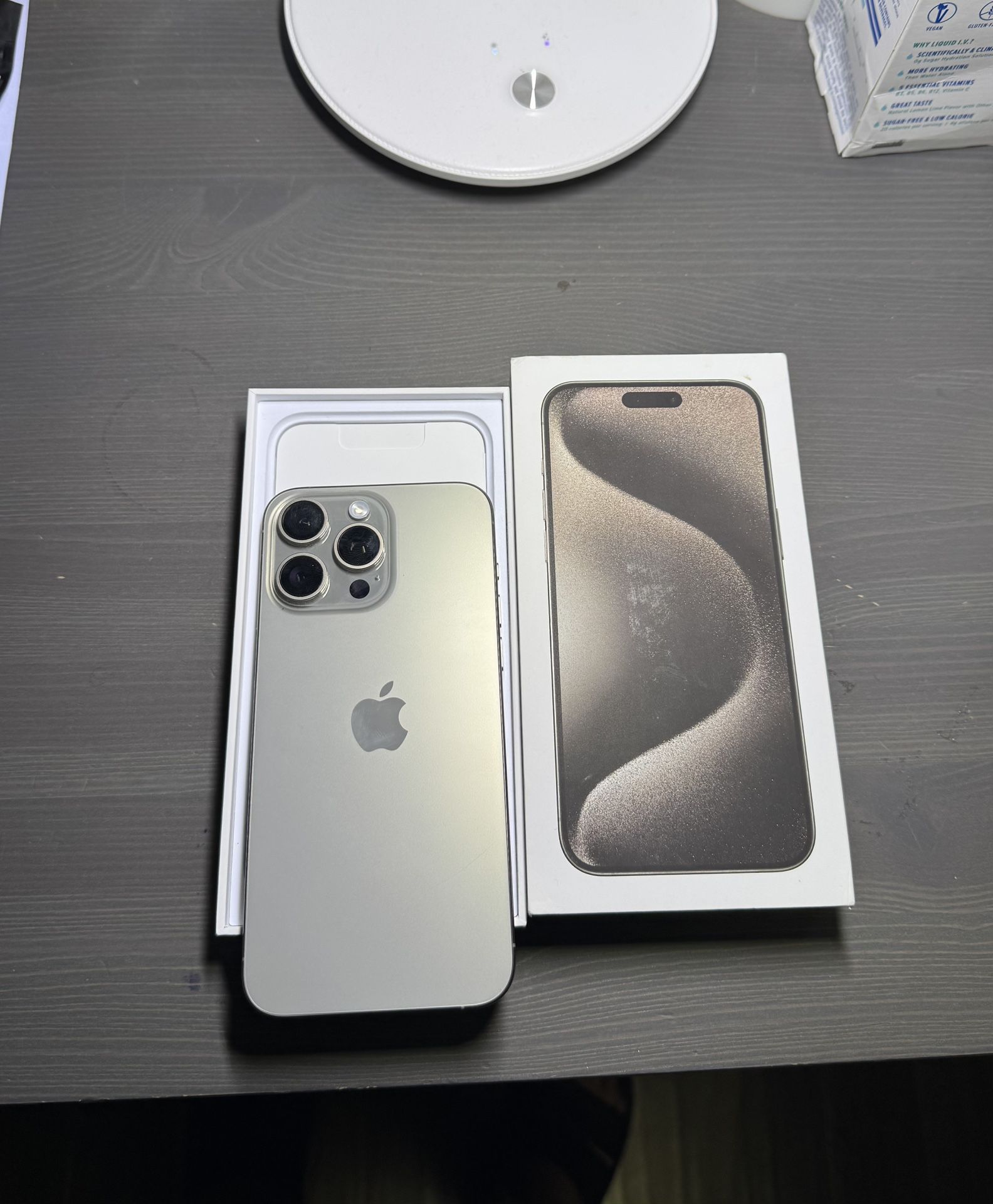 iPhone 15 Pro Max 512GB. AT&T