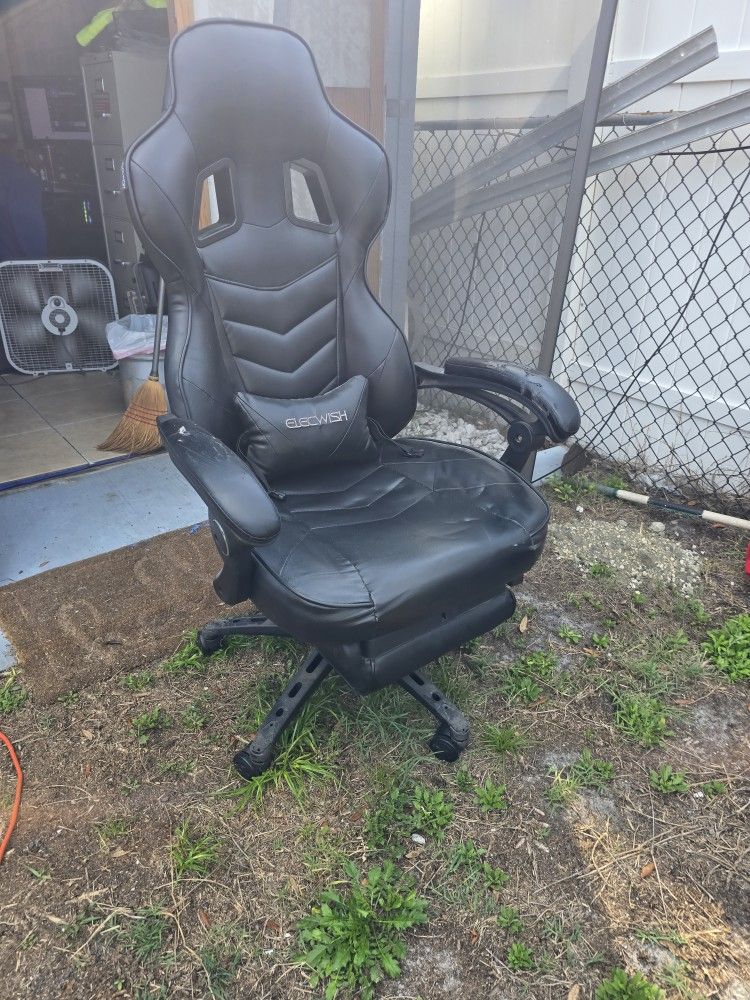 Game Chair