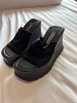 Steve Madden thick sole slip sandals size 7-8