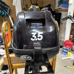 2019 3.5 Horse Power Tahatsu Boat Motor