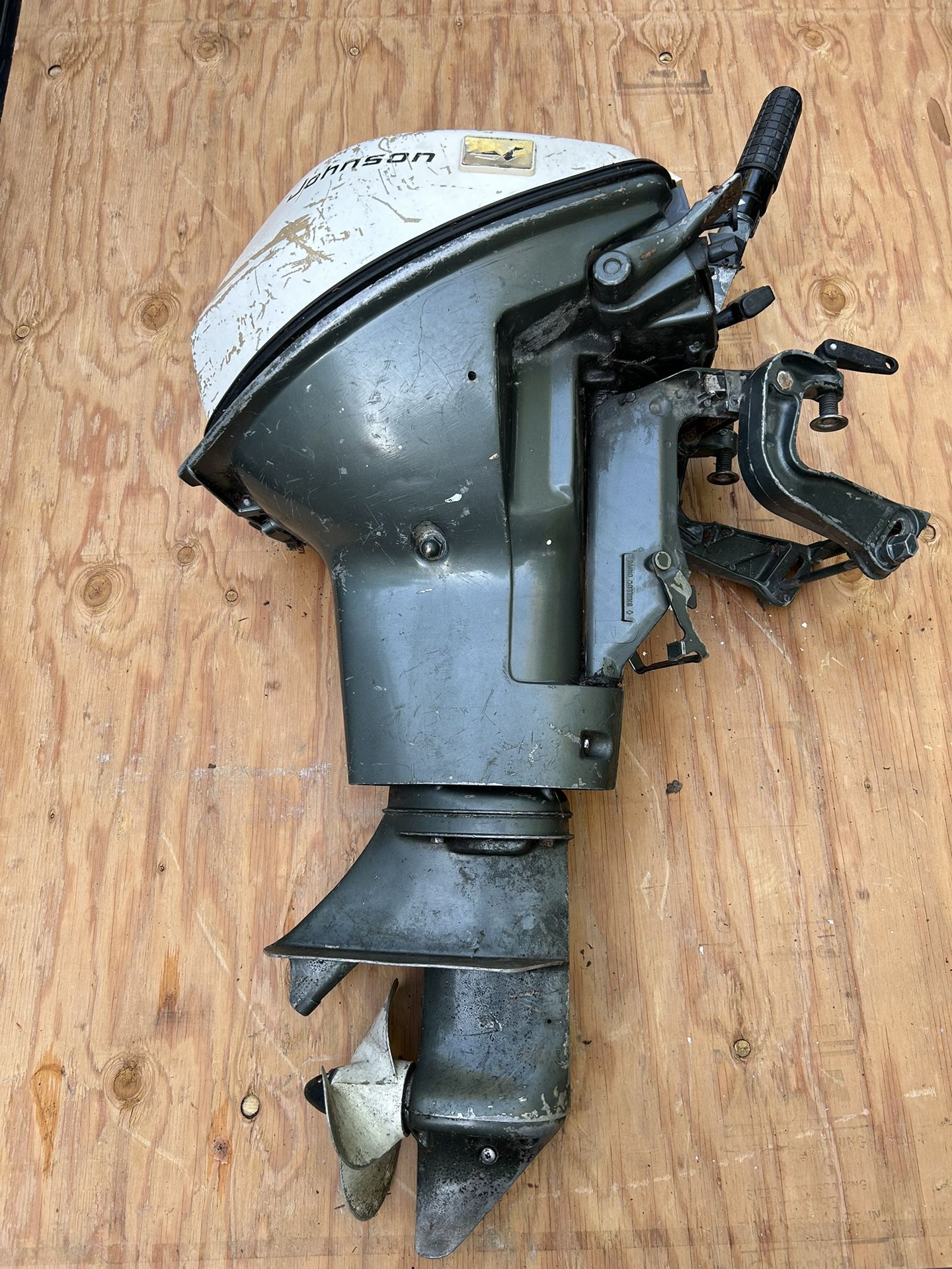 Johnson 9.5hp outboard motor