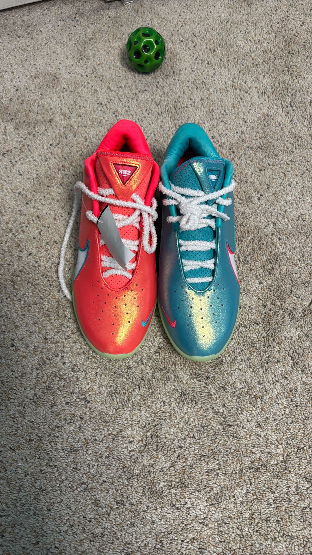 Nike LeBron 22 Christmas Edition