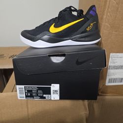 Kobe Vlll Protro