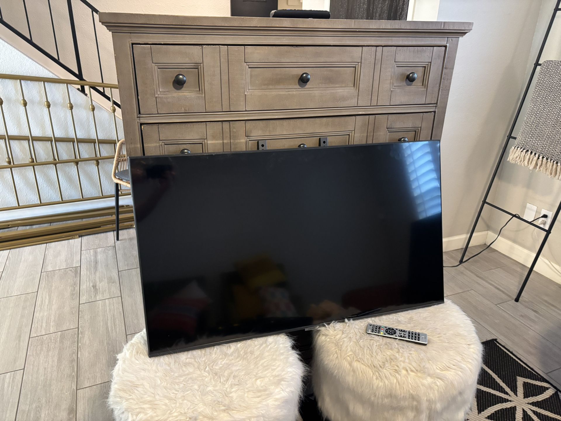 Samsung Flat Screen TV 