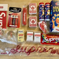 Supreme Accessories 