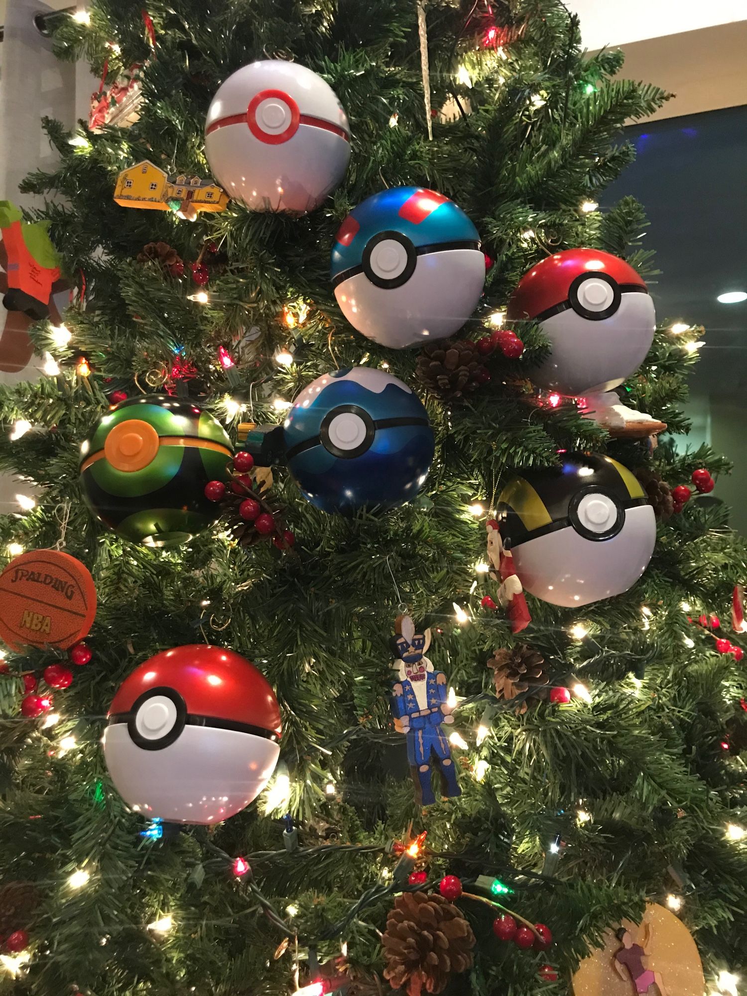 Pokemon Pokeball Ornaments