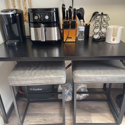 Black Coffee Table + 2 stools