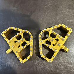Harley Foot Pegs