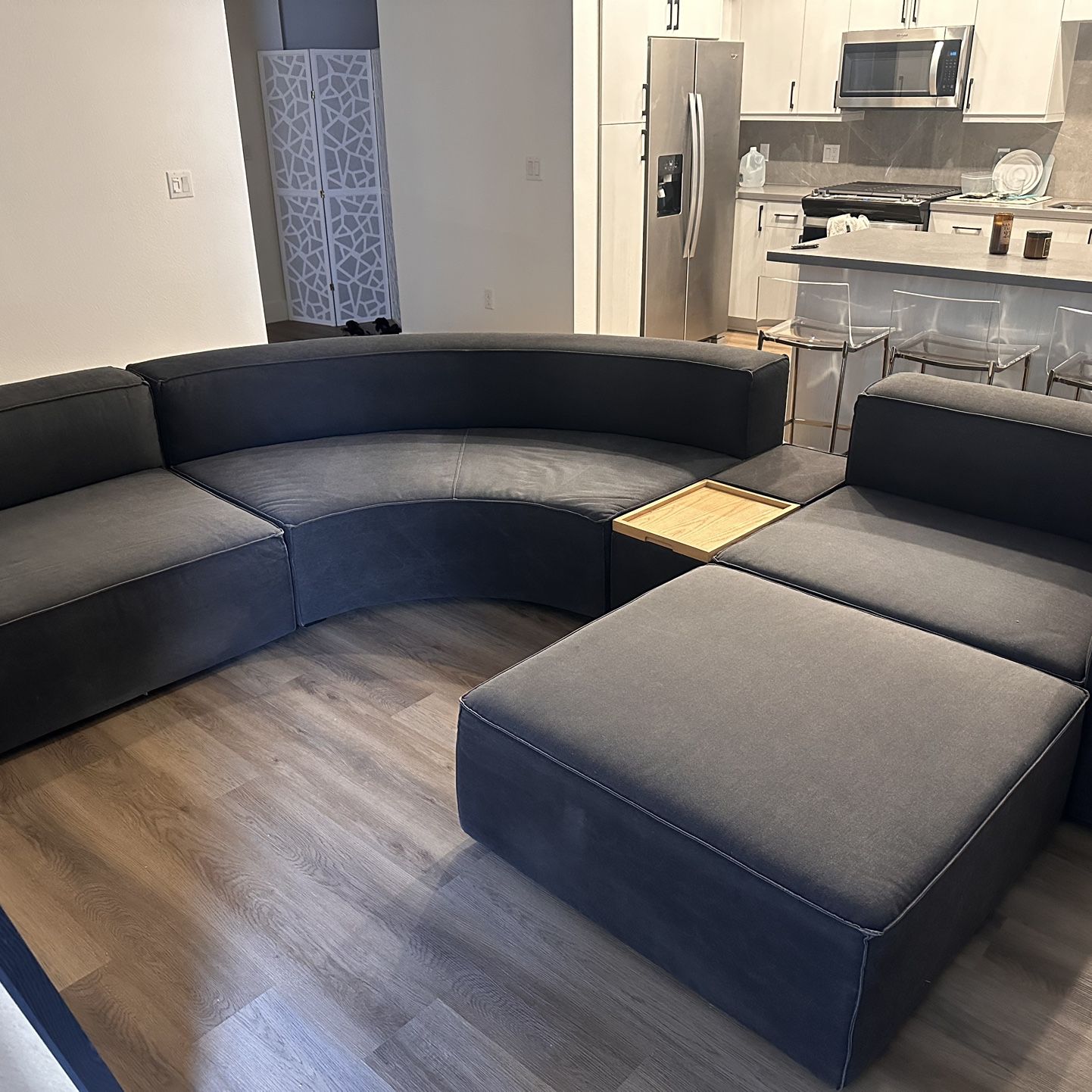 GUS sectional 5 Pieces