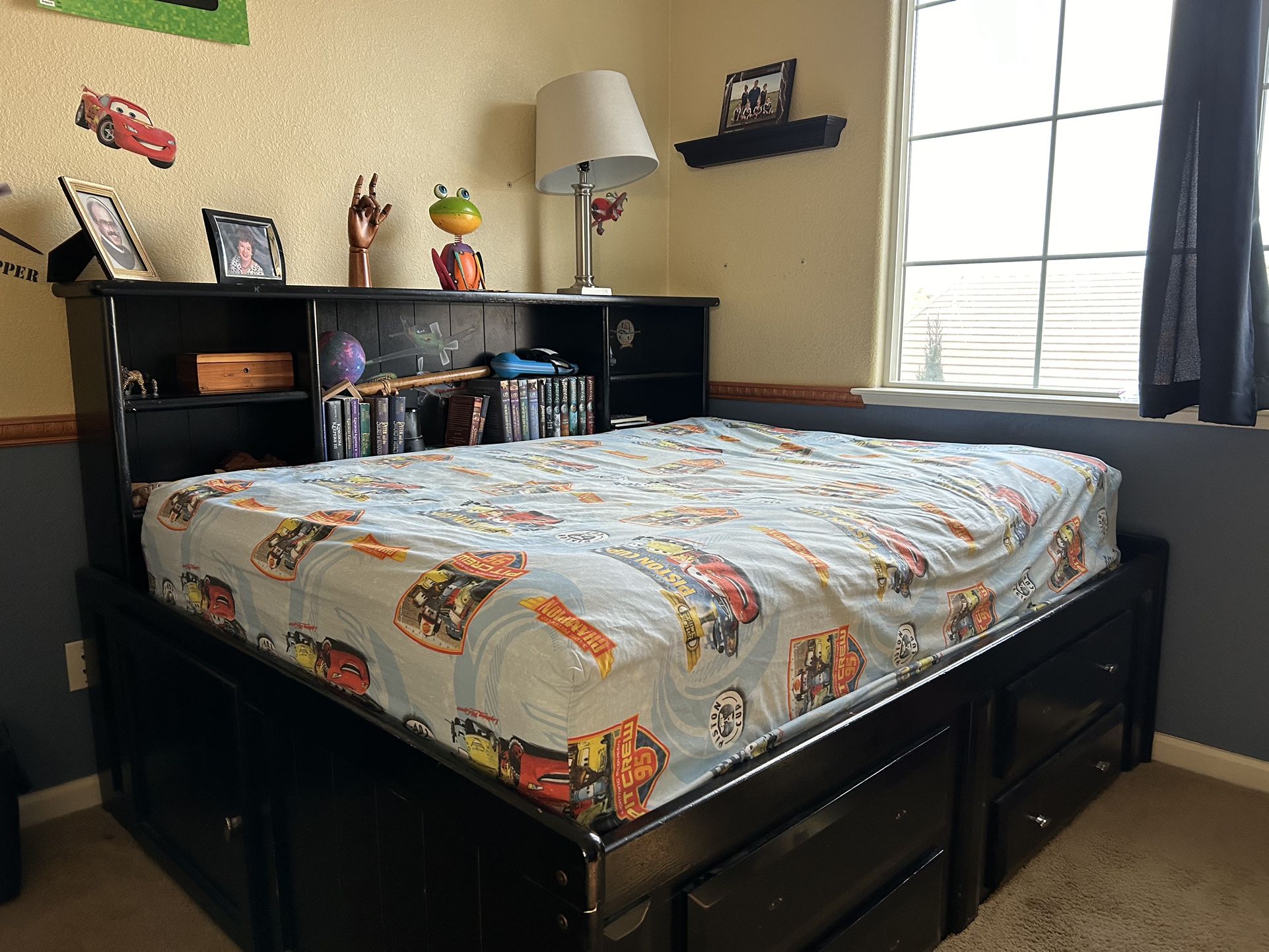Full Size Bed