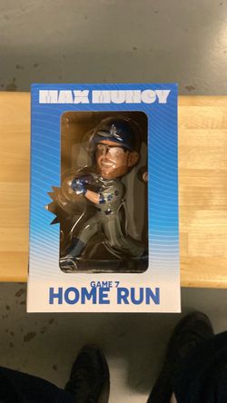 Max Muncy bobble Head