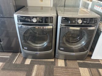 Washer dryer front load Maytag